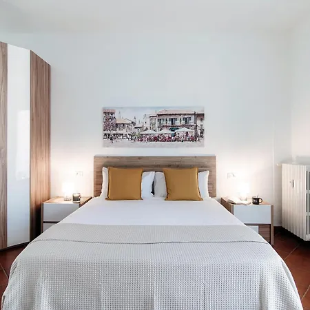 Zamenhof 9 - By Myhomeincomo Apartament Como