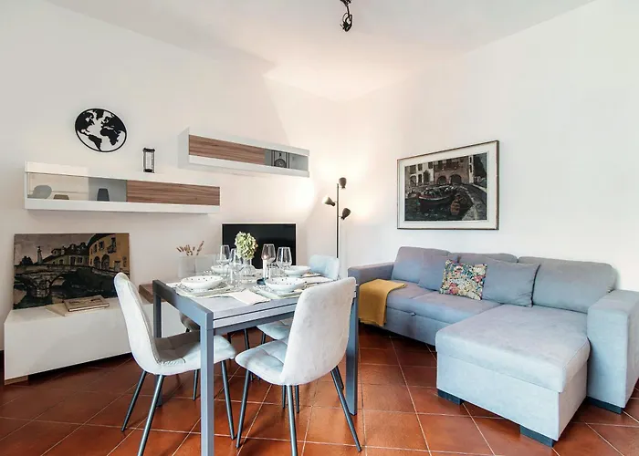 Zamenhof 9 - By Myhomeincomo Como