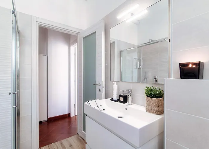 Zamenhof 9 - By Myhomeincomo Apartmán *