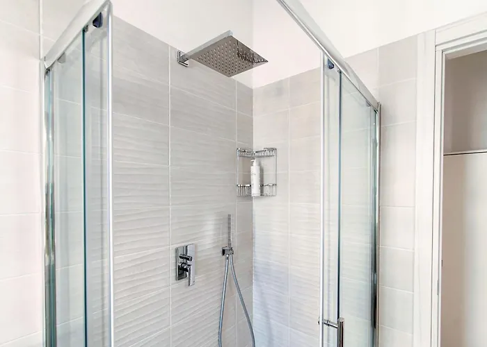 Apartmán Zamenhof 9 - By Myhomeincomo *